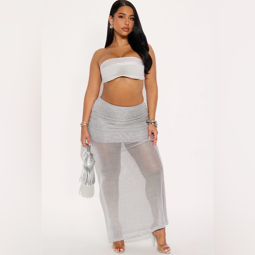Elegant Silver Maxi Skirt